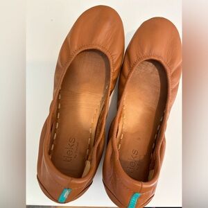 Chestnut Tieks | Flats